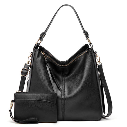 Klassische Lederschultertasche mit eleganten Golddetails