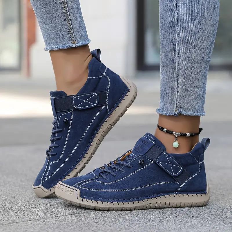 Blau / 48