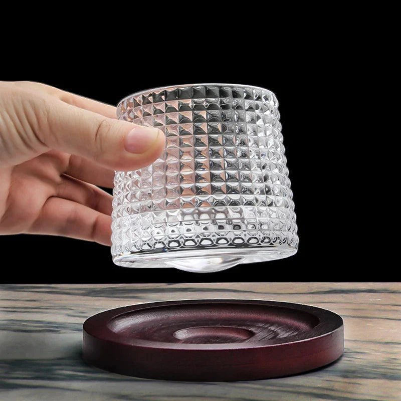 SPINSPIRIT – Rotating Whiskey Glasses for a Refined Touch