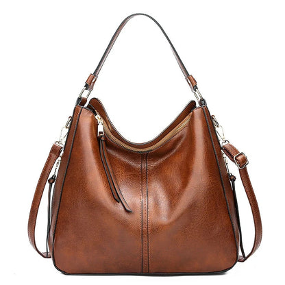 Klassische Lederschultertasche mit eleganten Golddetails