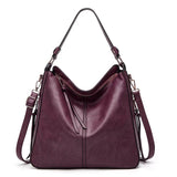 Classic Leather Shoulder Bag Sleek Gold Details
