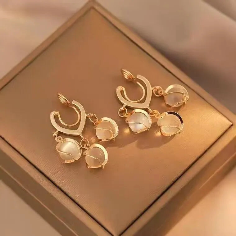 Valleza - Lily of the Valley Earrings
