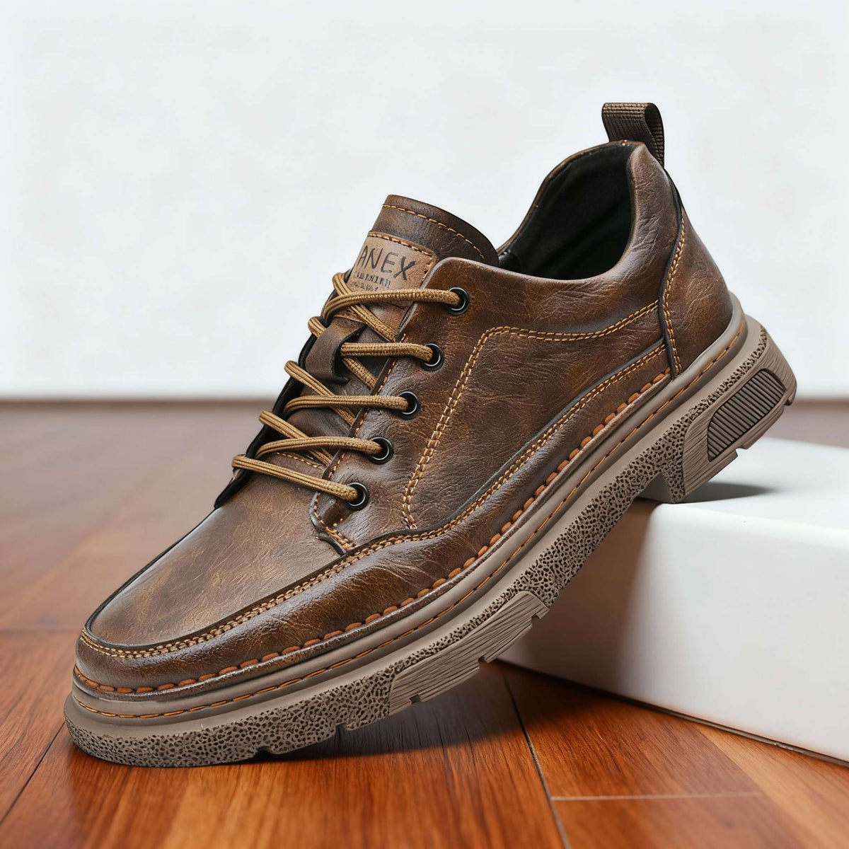 Herren Ledersneaker – handgenäht mit Dämpfungssohle