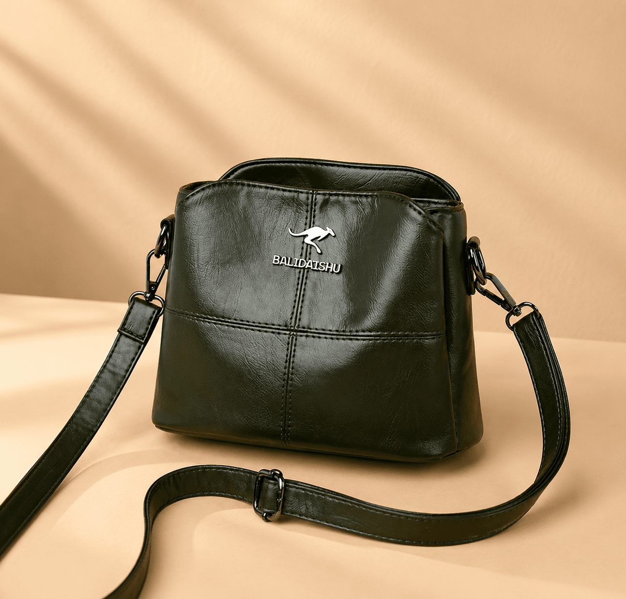 Women's Leather Handbag – Elegant Shoulder Tote